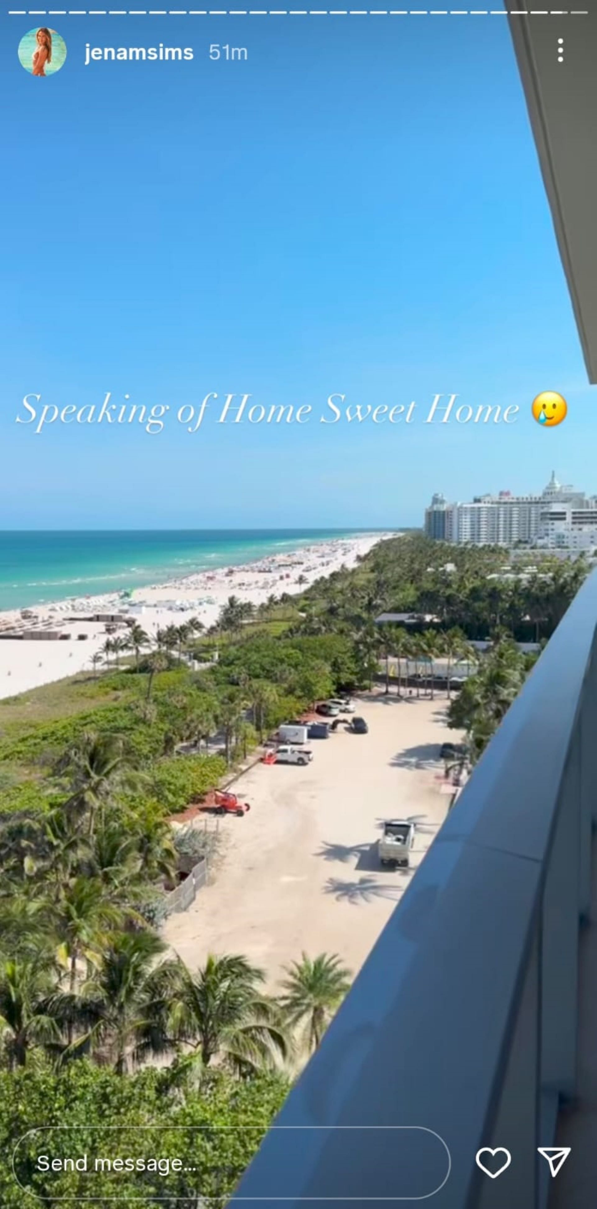 Jena Sims gives a room tour to her fans ahead of the Swim Week 2025 (via Instagram @jenasims)
